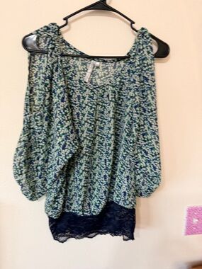 Adikto see through top size S